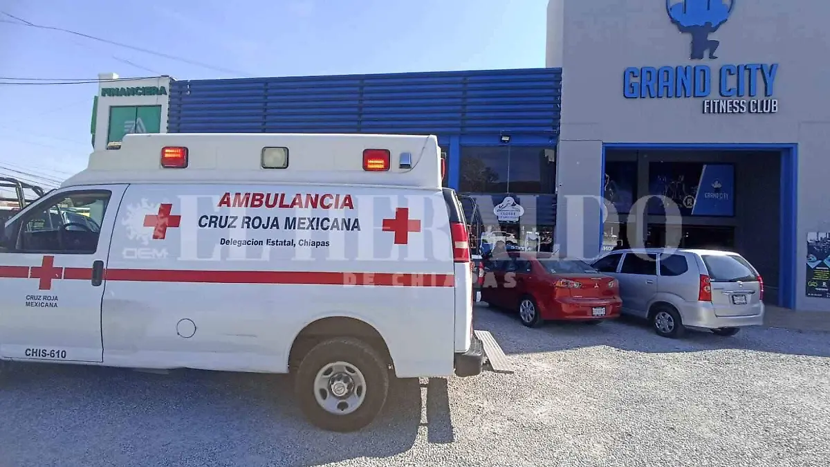 muere hombre en gimnasio grand city